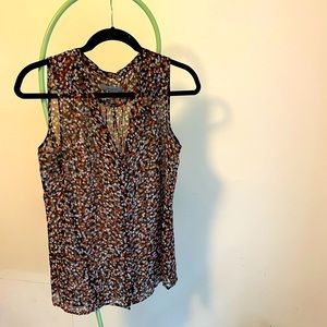 Stylish and elegant layering piece for the office